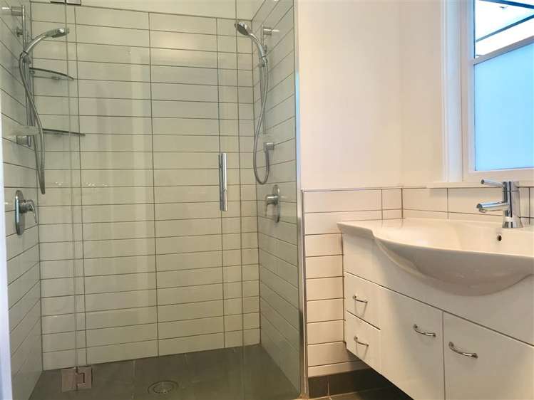 118 Princes Drive Britannia Heights_14