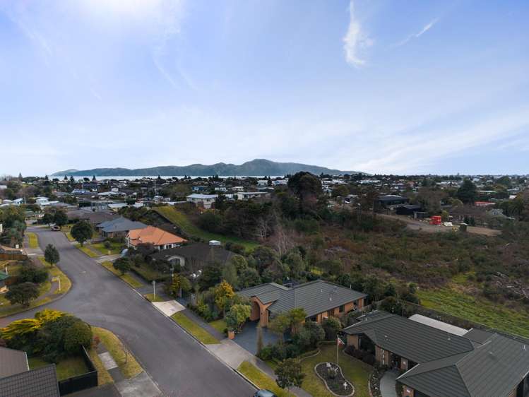 11 Harry Shaw Way Raumati South_30