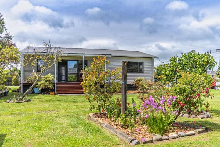 22 Kiharoa Street Otaki Beach_2