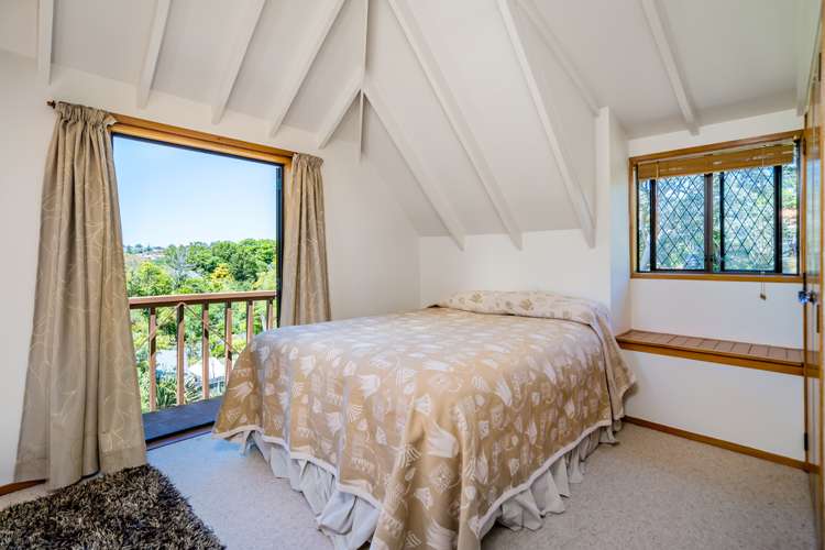 72a Beach Road Mellons Bay_13