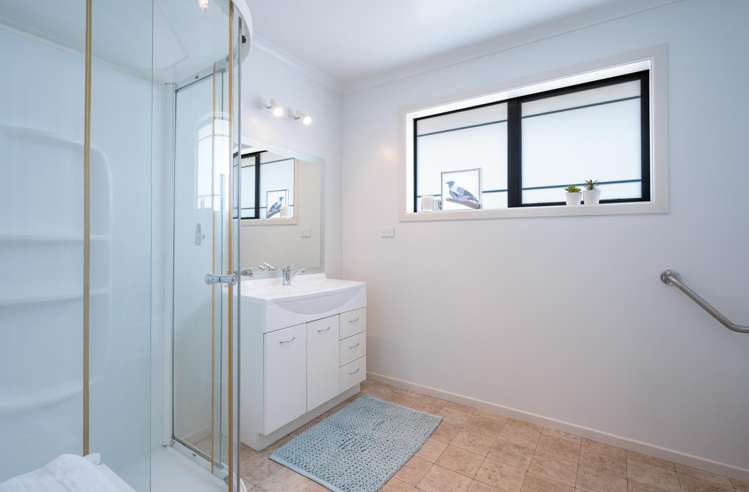 596 Main Road Stoke Stoke_12