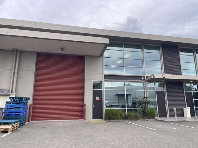 Penrose Precinct, Prime Warehouse