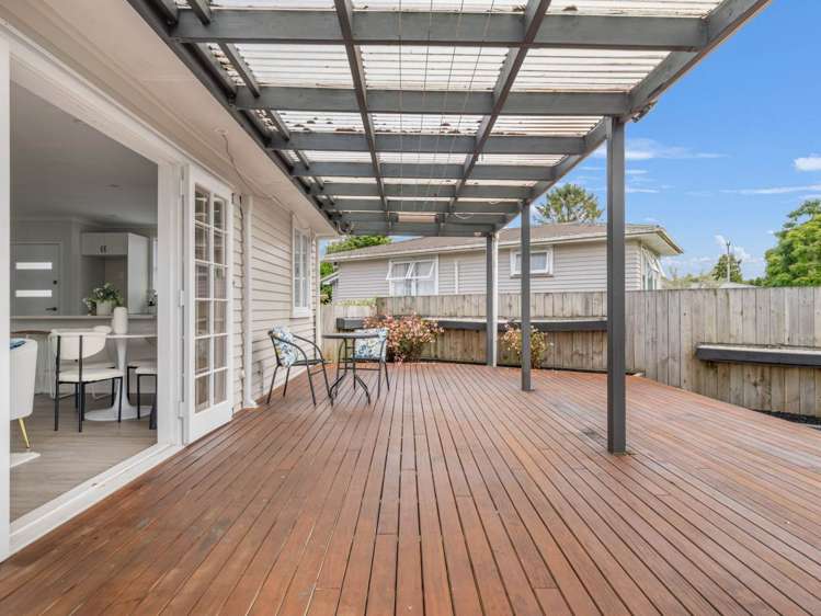 1/1 Cooper Place Papakura_17