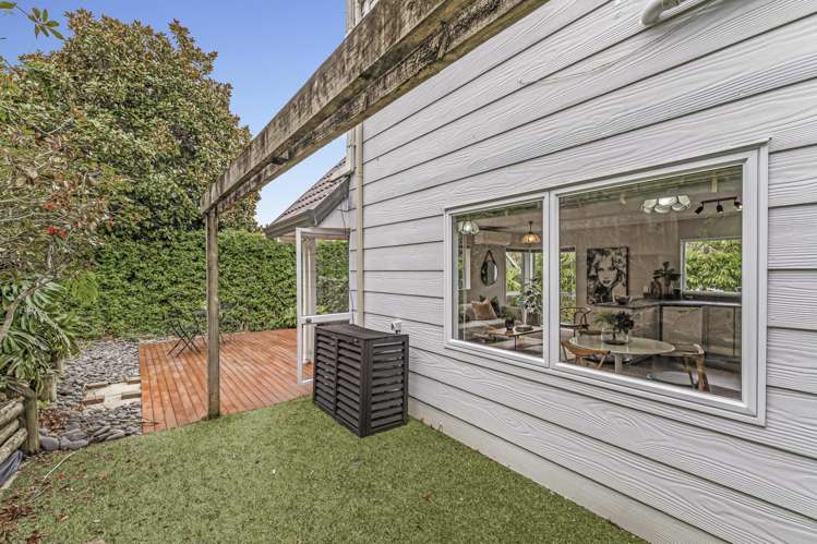 2/38 Rukutai Street Orakei_13