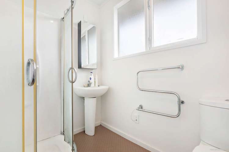 13 Kotahi Road Mount Wellington_10