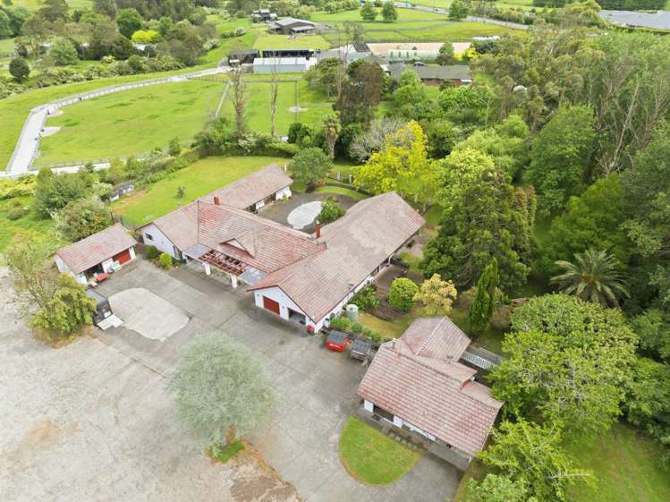 482 State Highway 16 Kumeu_34