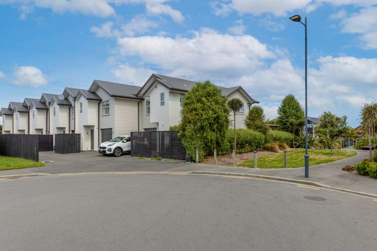 5/39 Gallaghan Close Wigram_17