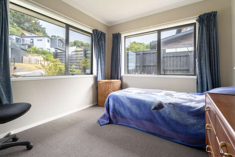 36 Turriff Crescent Porirua_14