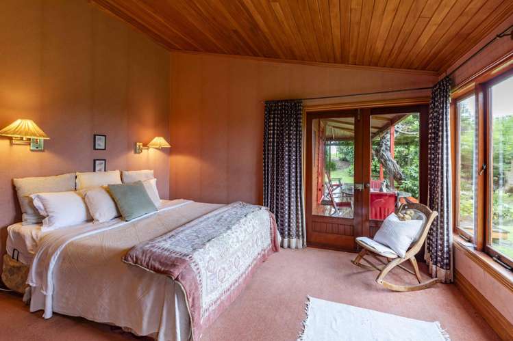 250 Taurangaruru Road Karioitahi_9