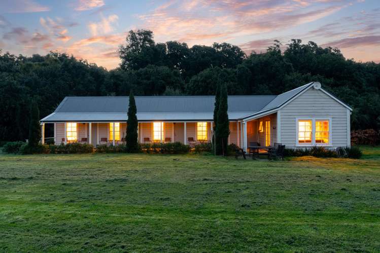 2111 Kahutara Road_2