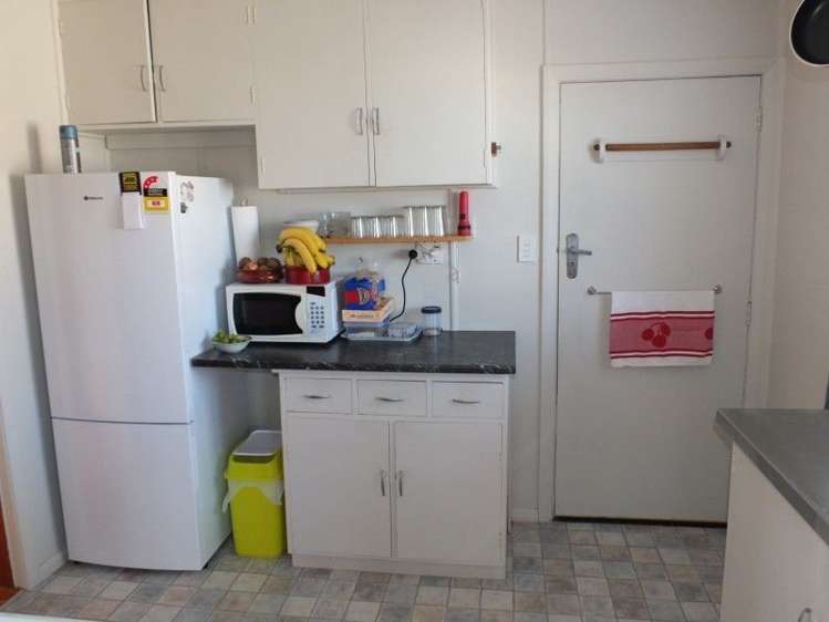 18 Roore Street Foxton Beach_8