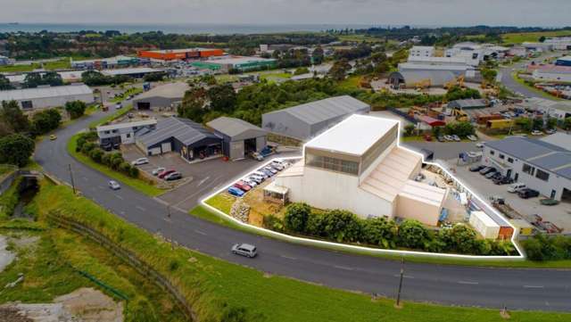 27 Katere Road Waiwhakaiho_1