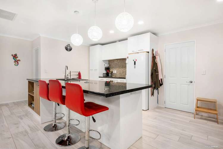 22 Les Fisher Place Pukekohe_6