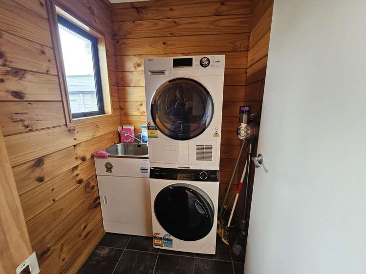 9 Swainson Street Greymouth_10