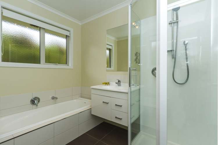 2 Kowhatu Grove Kahurangi National Park_11