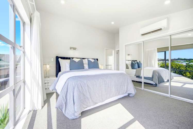 15a Korotaha Terrace Rothesay Bay_11