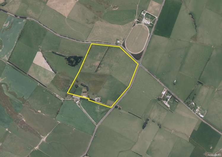 1216 Waimumu Road Waimumu_16