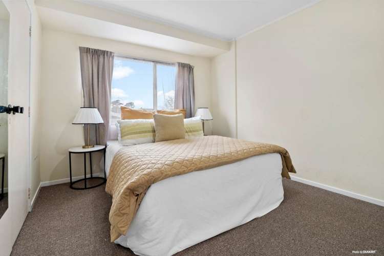 2/159 Gossamer Drive Pakuranga Heights_18