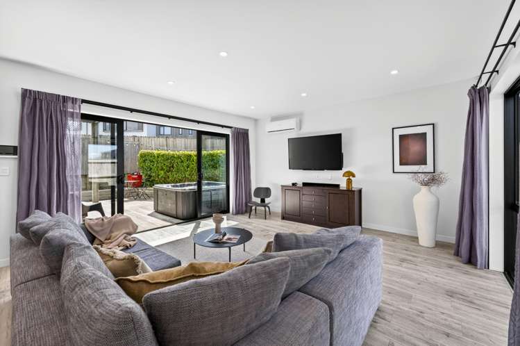 28 Thomas Rielly Avenue Hobsonville_15