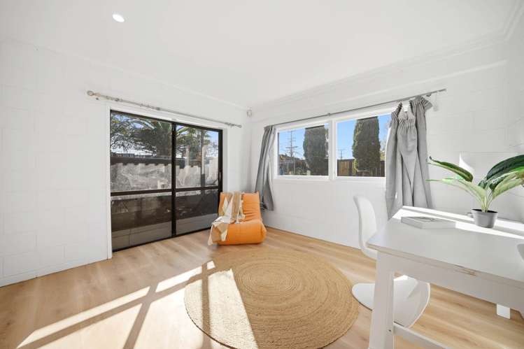 1 Cyclarama Crescent Massey_10