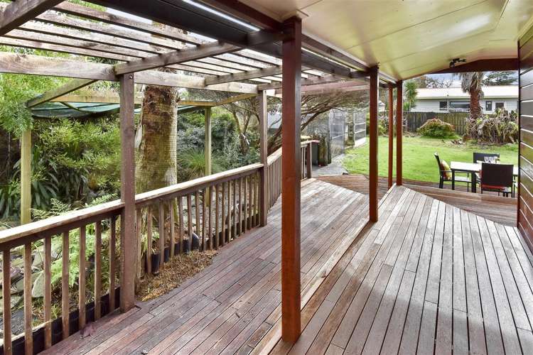 7 Bill Phillip Place Clendon Park_16