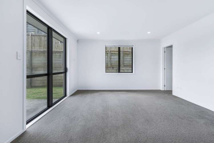 30 Blackwood Crescent Glenview_11