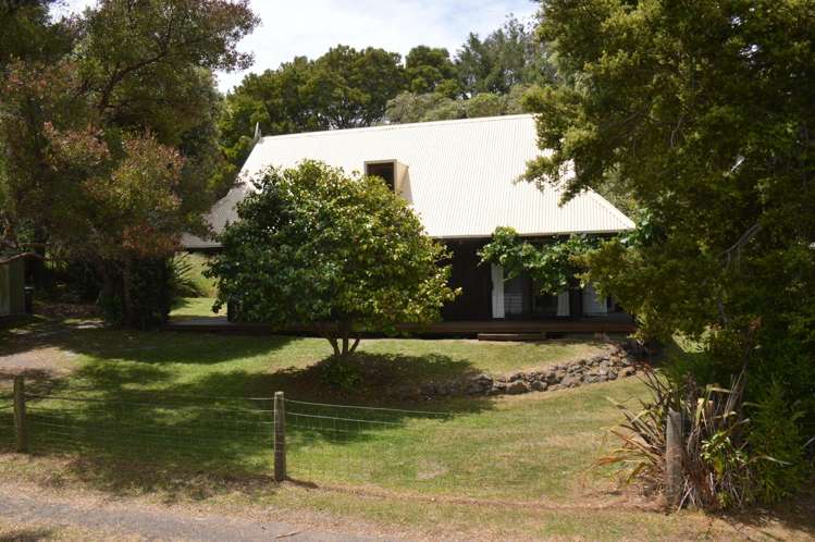 58 Woodills Road Akaroa_3