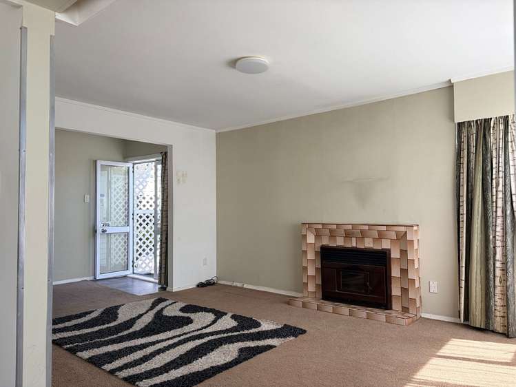 19 Hay Street Wainuiomata_9
