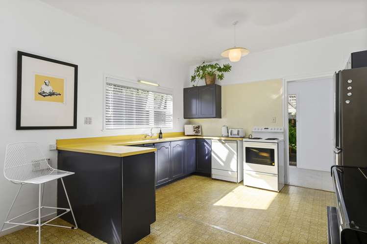 23 Patuone Avenue Devonport_7