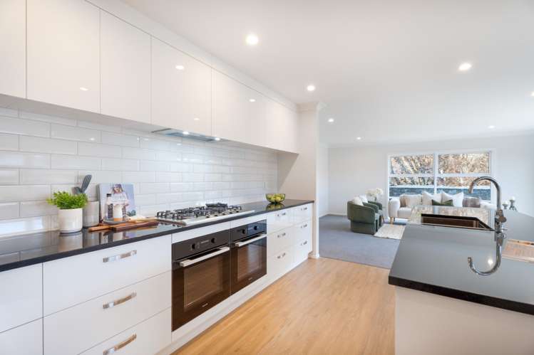 83 Queen Charlotte Drive_1