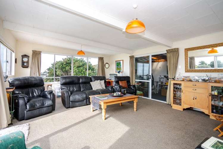 6 Beach Road Haumoana_1