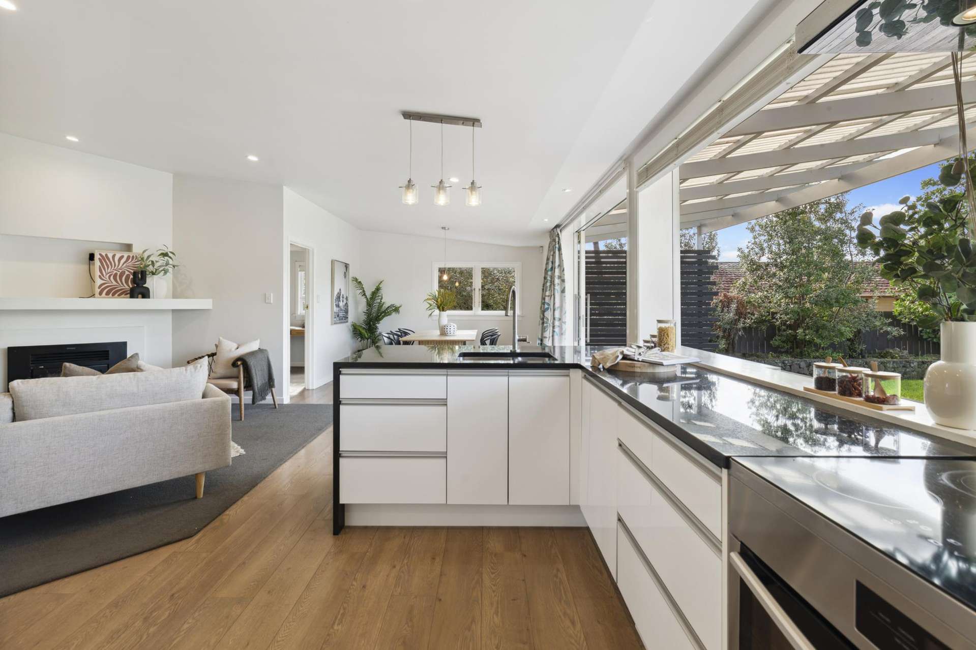 31 Wallace Road Mangere Bridge_0