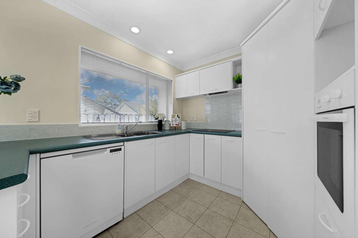 17 Menen Place_5
