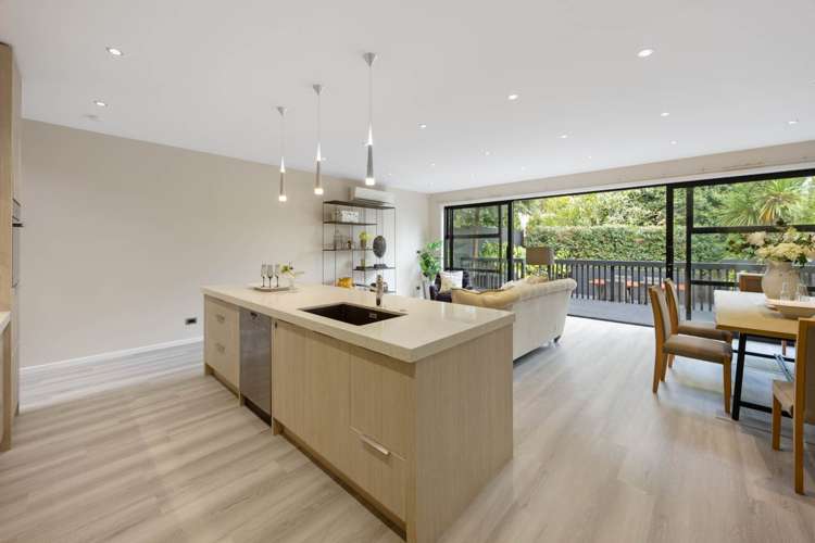 2/36 Mainston Road Remuera_6