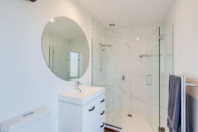 7 Teviotdale Way Richmond Hill_13