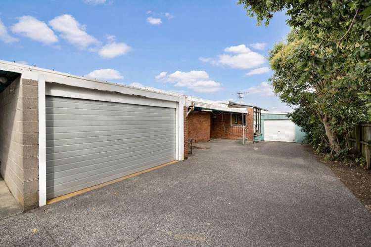47 Mount Smart Road Onehunga_11