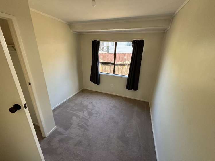 12 Garton Drive Massey_6