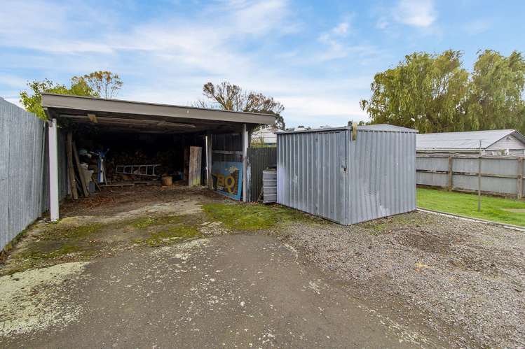 13 Grants Road Marchwiel_16