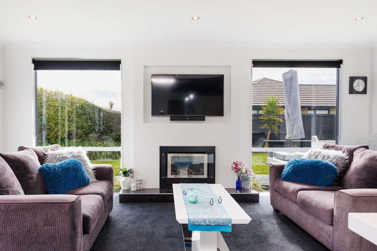 59 Liberty Grove Kelvin Grove_13