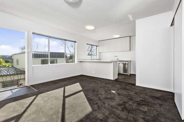 3/10 Don Croot Street Morningside_4