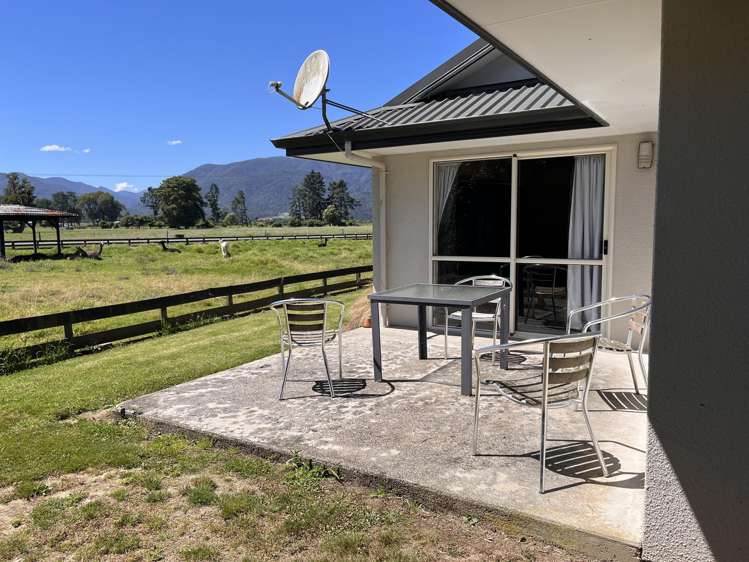 78 Bridge Street Karamea_31
