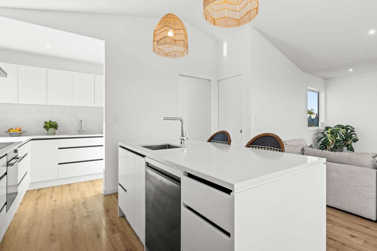 33 Coronation Street_3