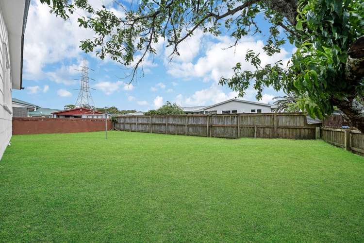 69 Alexander Crescent Otara_18