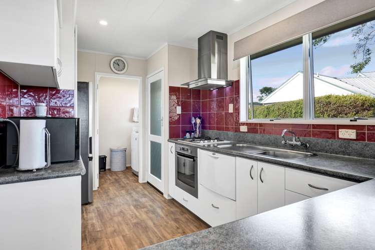 15 Leon Place Waitara_15