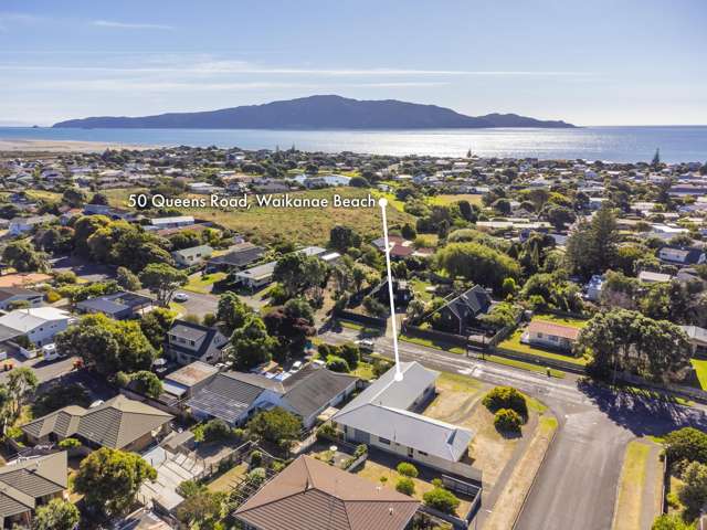 50 Queens Road Waikanae Beach_1
