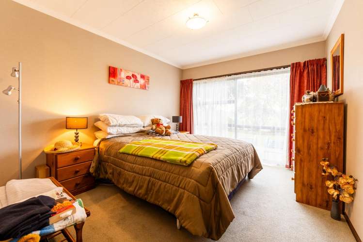 27 Roxburgh Street Glenwood_10