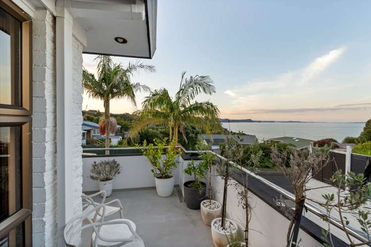 3 Elgin Place Red Beach_14