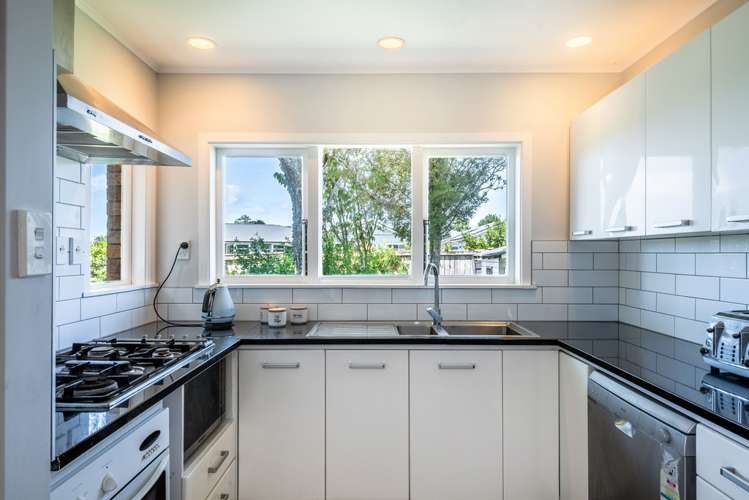 47 Maude Street Riverhead_9