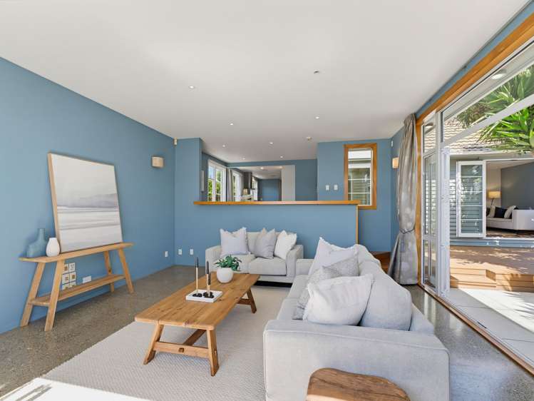 379 Ilam Road Bryndwr_7