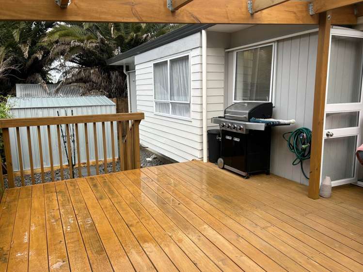 1/33f Springs Road Parakai_18